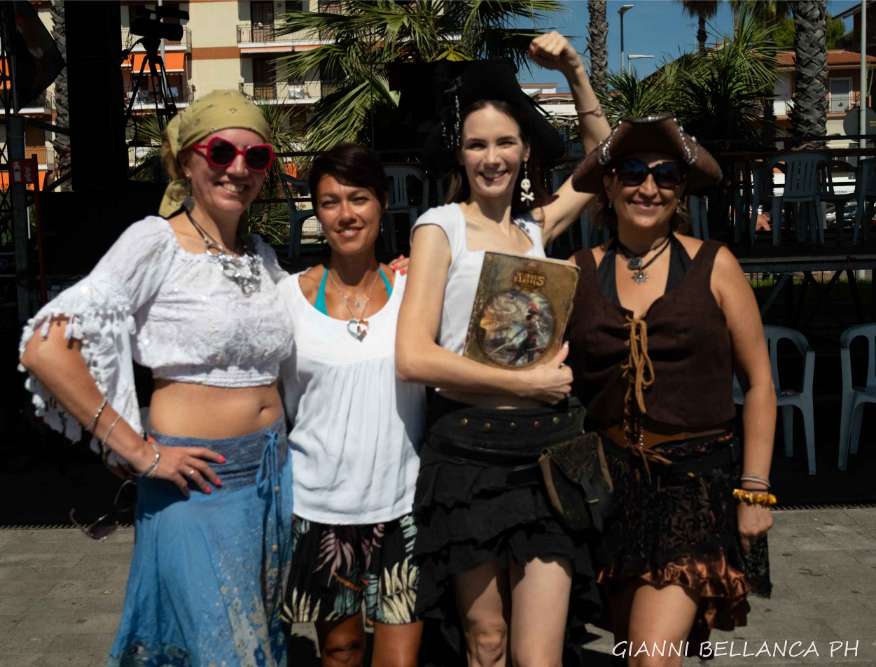 Rika Demori e le piratesse